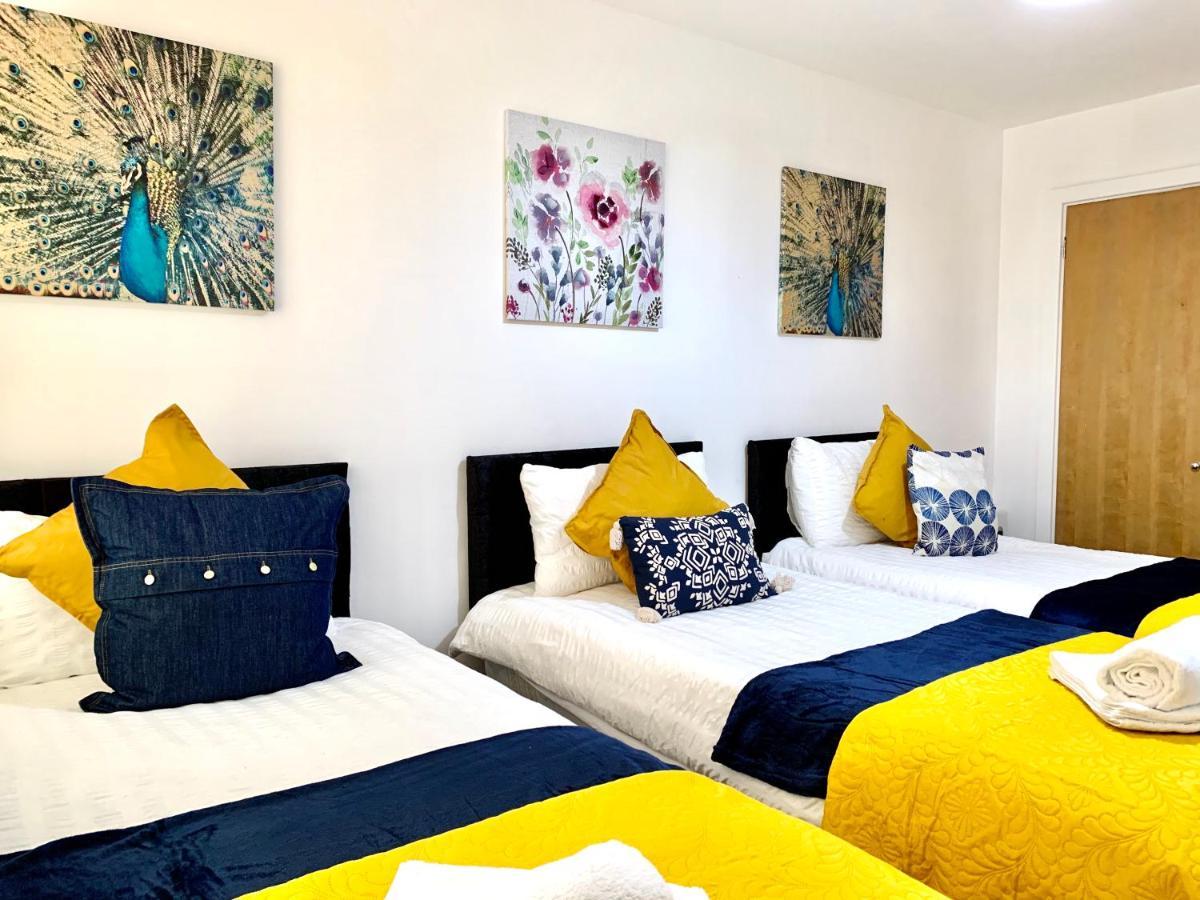Central London 2 Bedrooms, Seperate Recption, Full Kitchen, Free Parking Εξωτερικό φωτογραφία