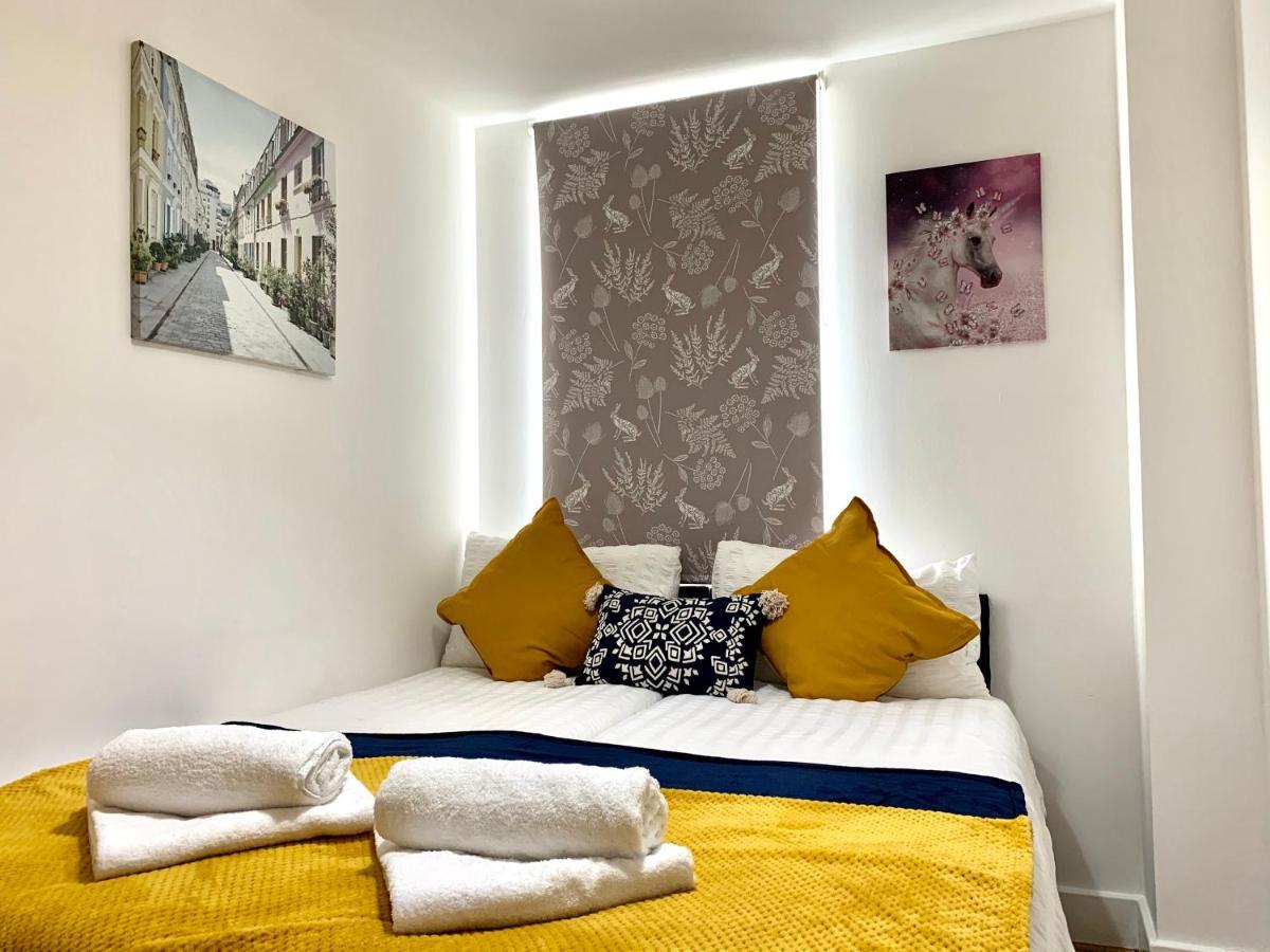 Central London 2 Bedrooms, Seperate Recption, Full Kitchen, Free Parking Εξωτερικό φωτογραφία
